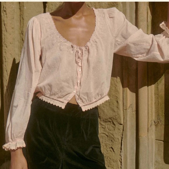 ✨💋SOLD💋 🌸🎀DÔEN ‘Maeve’ Organic Cotton Scalloped Edged Long Sleeve Top M✨ - Picture 2 of 16